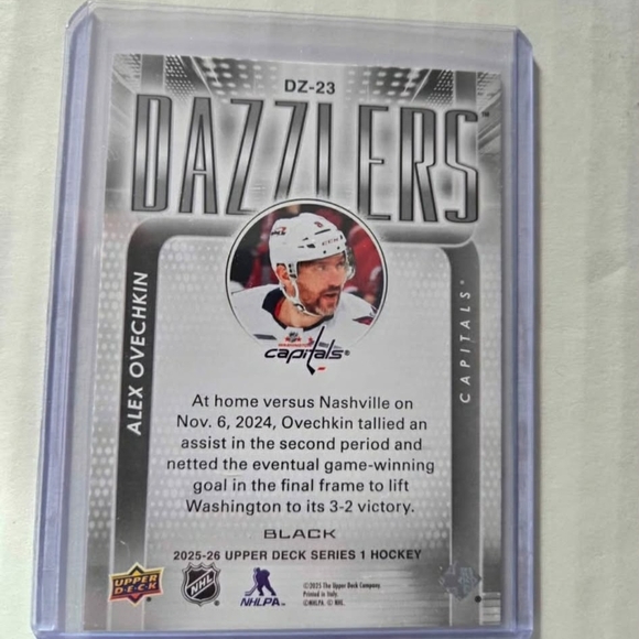 Upper Deck Dazzlers Hockey Card - Picture 2 of 2